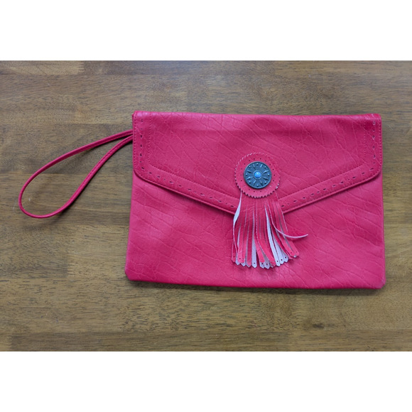 Vintage Red Faux Leather Clutch Boho Fringe Oversize 70s 80s Southwestern Wrist - Picture 4 of 8